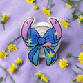 Blue Alien Bow MagSafe Phone Grip